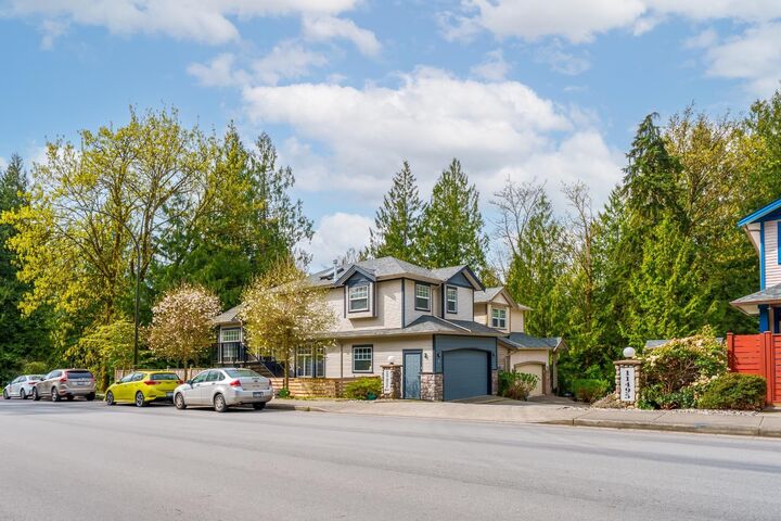 Property Photo: 11495 Cottonwood Drive 1 BC V2X 6C8