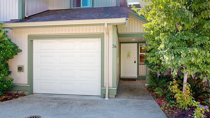 Property Photo: 735 Park Road 34 BC V0N 1V7