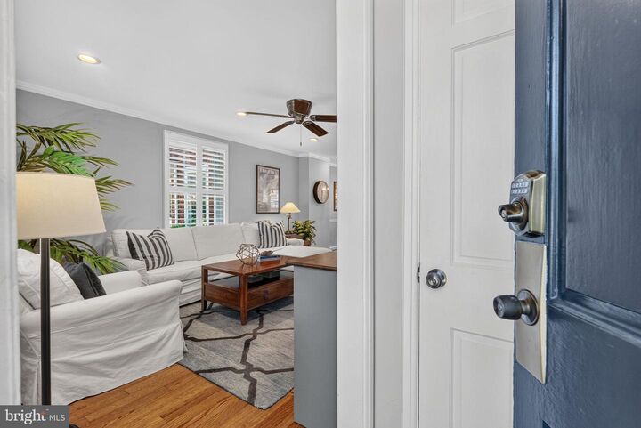 Property Photo: 4103 36th Street S VA 22206