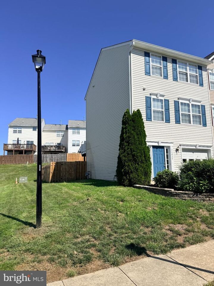 Property Photo:  11412 Wytheville Court  VA 22407 