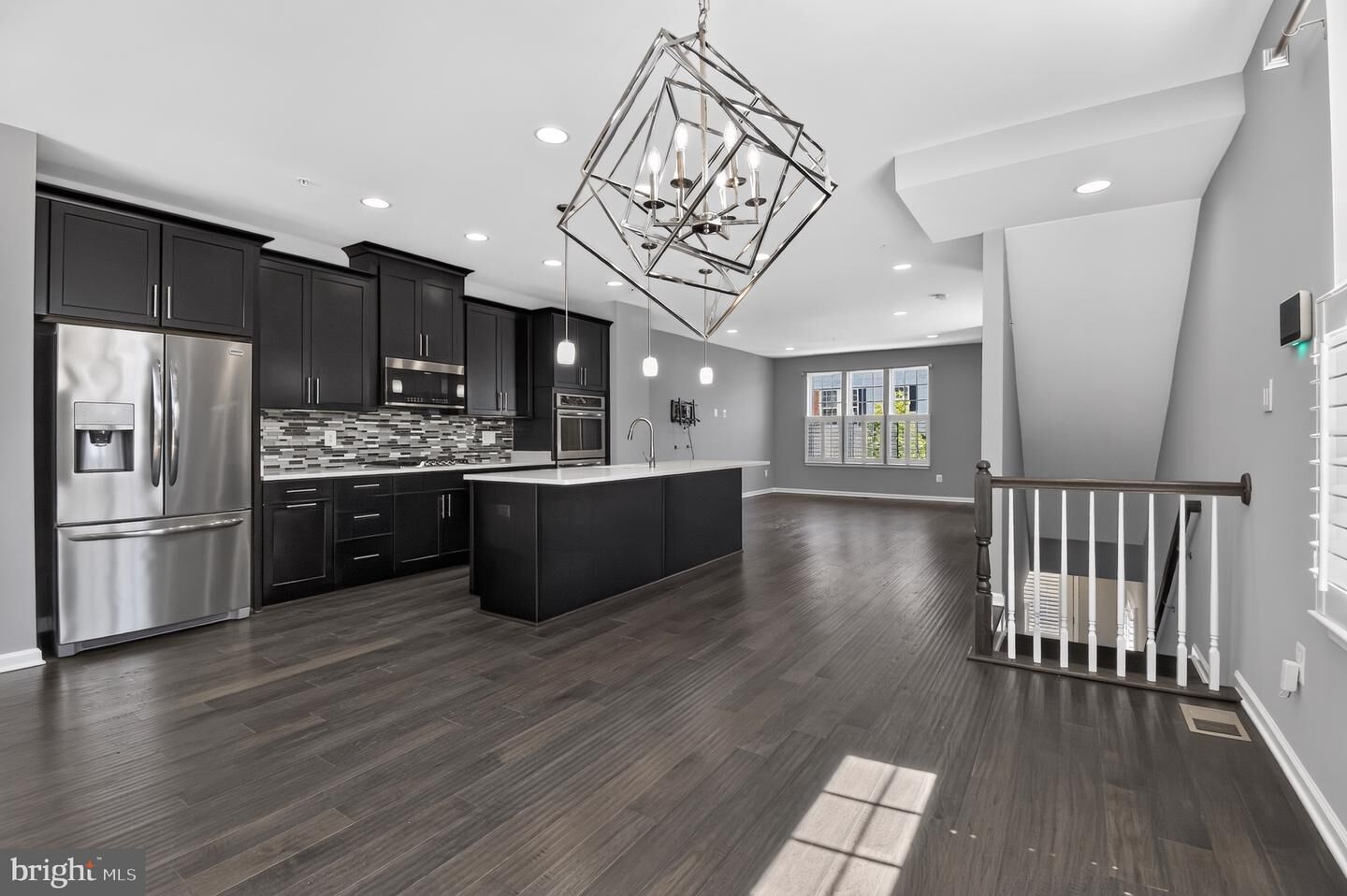 Property Photo:  2922 Pinebrook Road  MD 20785 