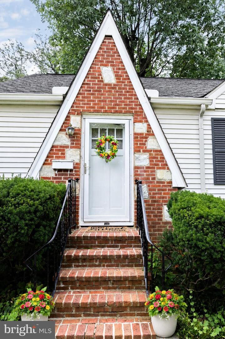 Property Photo: 1230 Sylvan Drive NJ 08035