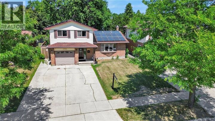 Property Photo:  1251 Jalna Boulevard  ON N6E 2A8 