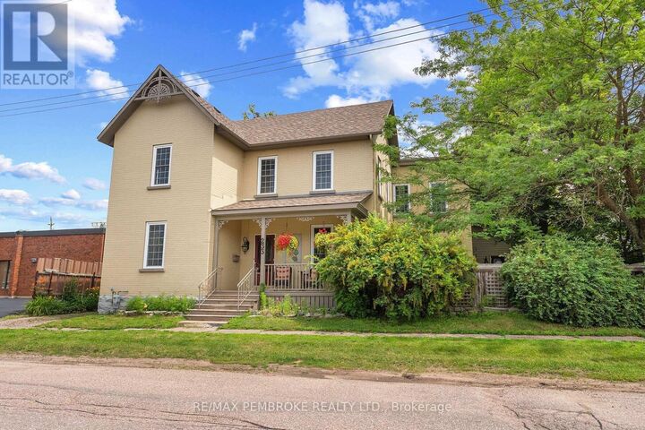 233 Catherine Street — photo 1