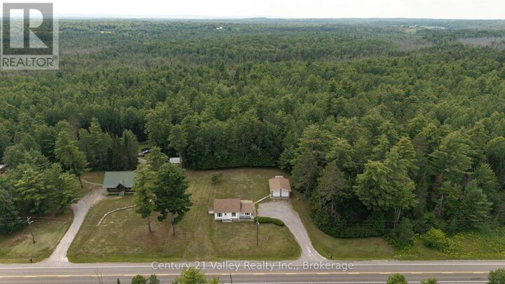 Property Photo: 33949 41 Highway ON K0J 1T0