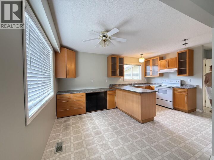 Property Photo: 970 Western Avenue BC V2G 2J6