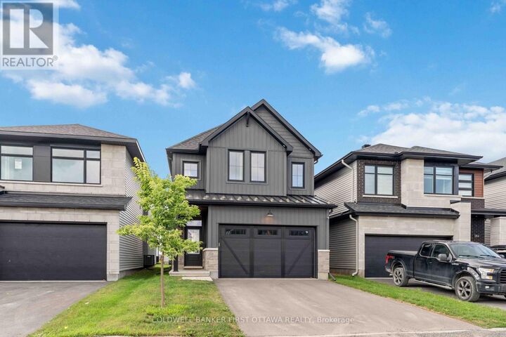 Property Photo:  286 Cornice Street  ON K1W 0W4 
