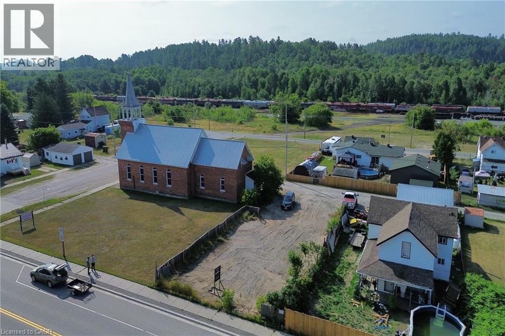 Property Photo:  33 Main Street  ON P0P 2G0 