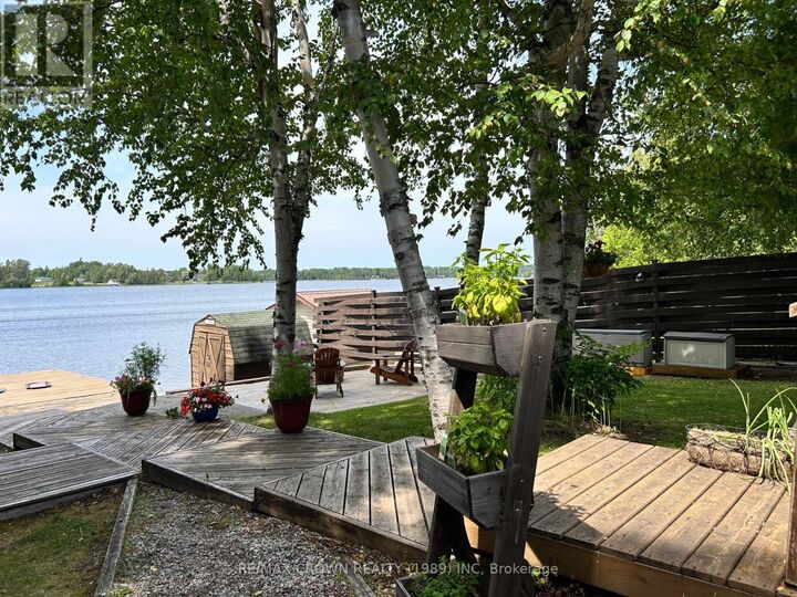 Property Photo: 45 Lefebvre Peninsula, Moonbeam Road ON P0L 1V0