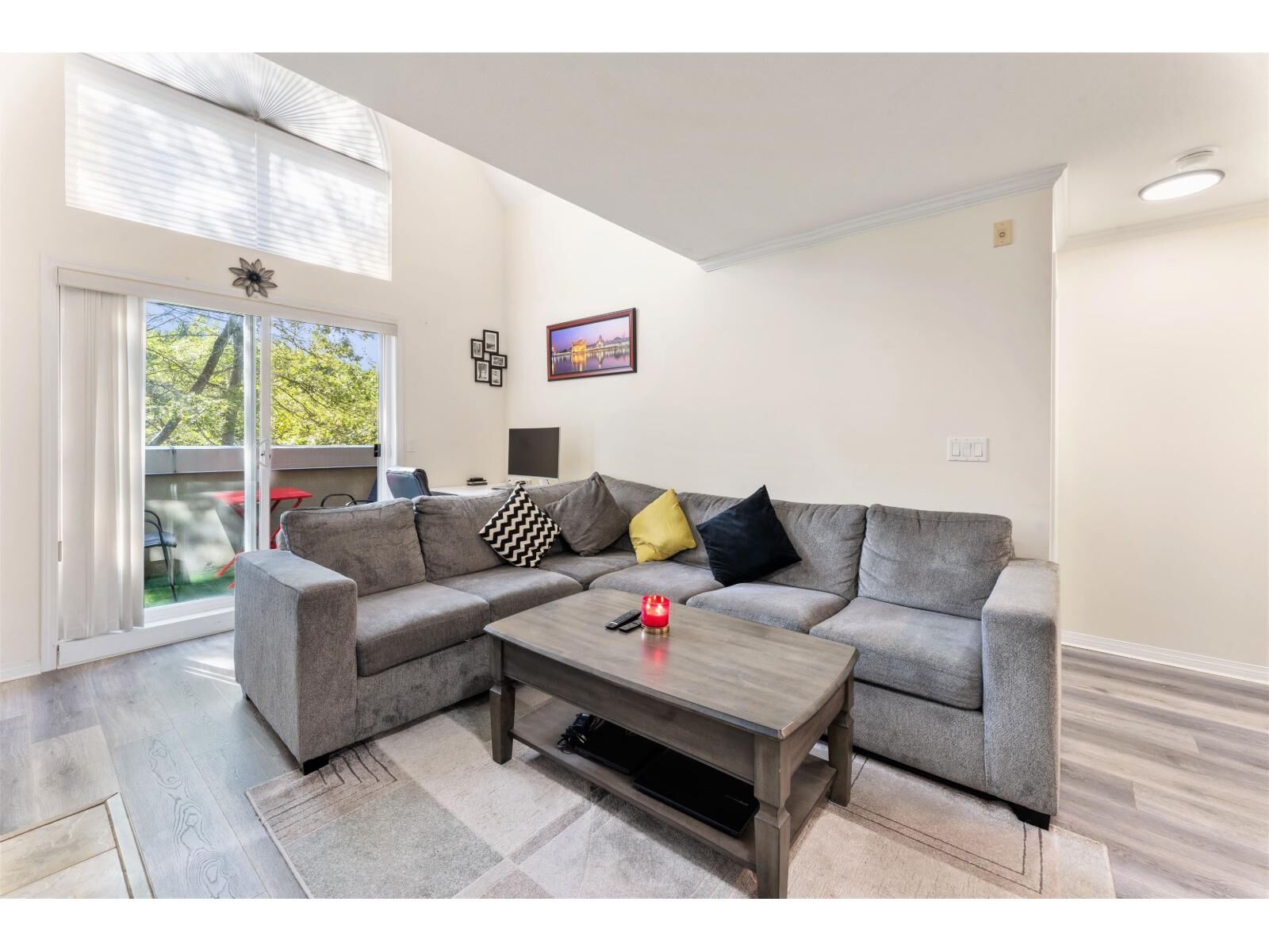 Property Photo: 12155 75A Avenue 406 BC V3W 1B9