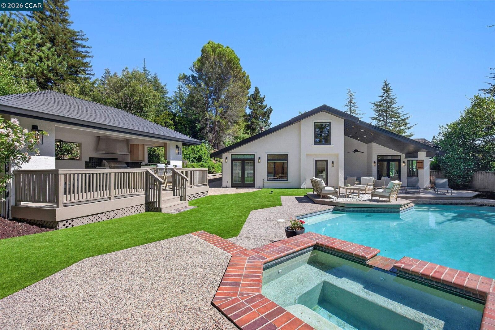 Property Photo: 12 Dutch Mill Ct CA 94526