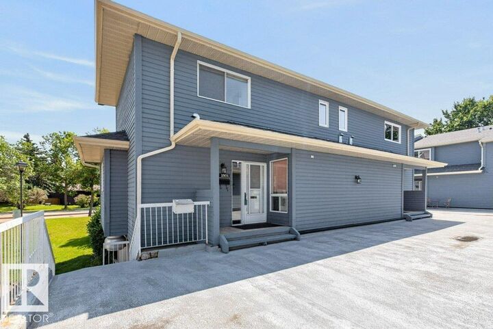 Property Photo: 1501 Lakeside Green AB T8N 3T3