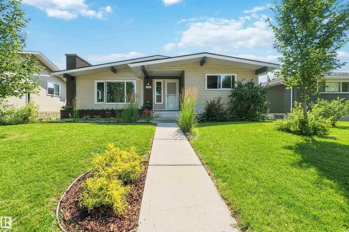 Property Photo: 11351 35A Avenue NW AB T6J 0A7