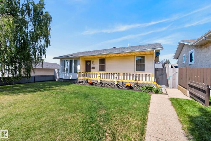 Property Photo: 3612 18 Avenue NW AB T6L 3C2