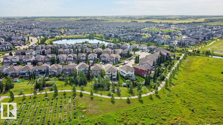 Property Photo: 817 Southfork Green AB T9E 0P4