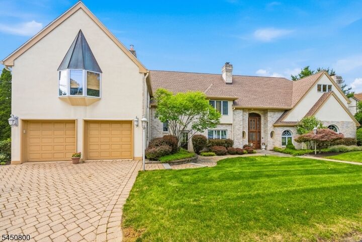 Property Photo:  25 Balsam Pkwy  NJ 07871 