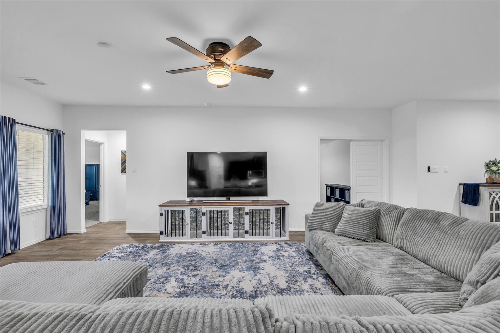 Property Photo: 3906 Windstone Glen Way TX 77469