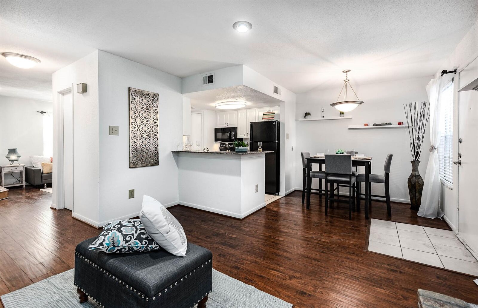 Property Photo:  8003 Woodway Drive 10B  TX 77063 