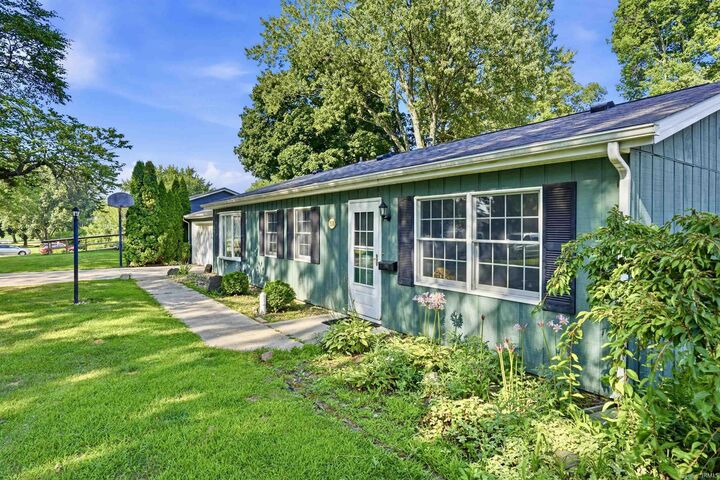 Property Photo: 518 N Meadow Lane IN 46755-2836