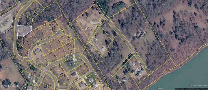 Property Photo: 106 Meadow Lane TN 37854