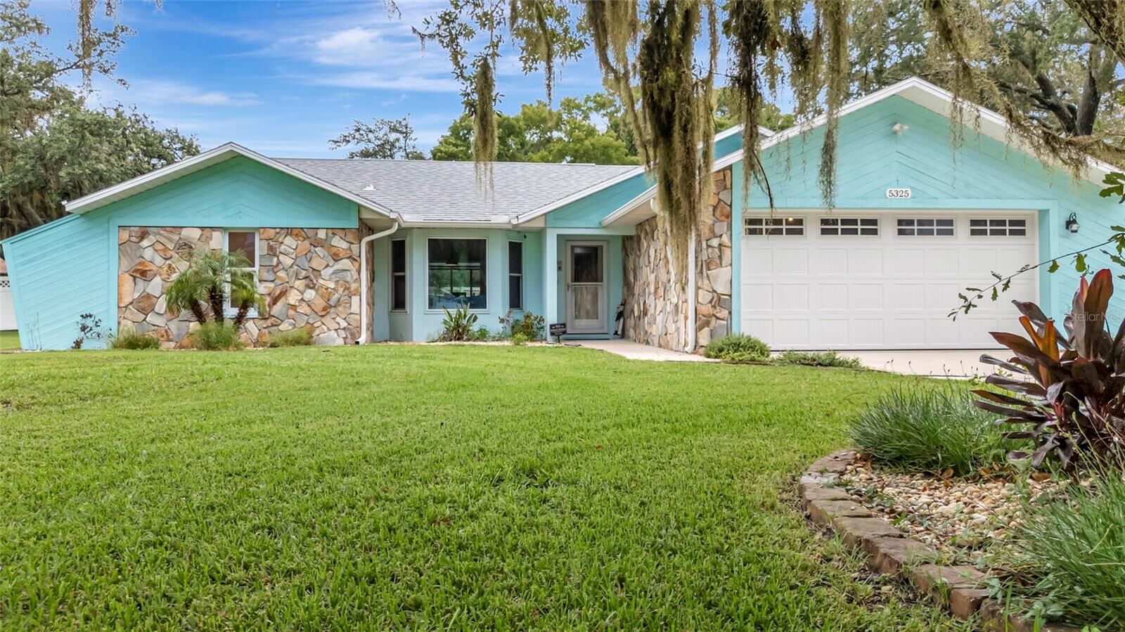 Property Photo: 5325 Abagail Drive FL 34608
