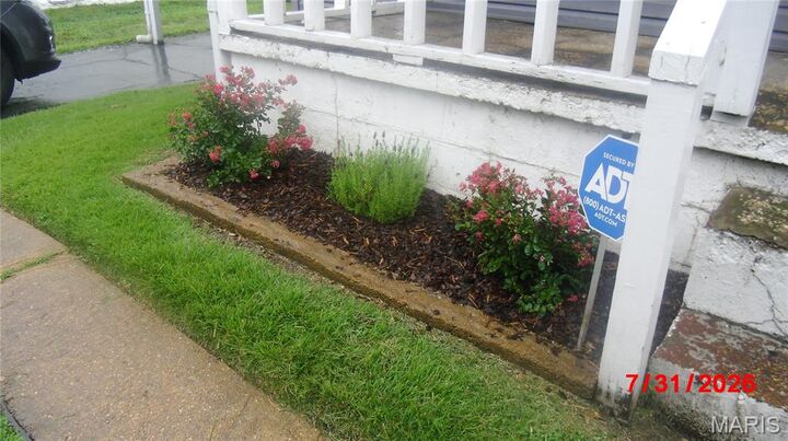 Property Photo: 2541 Center Street IL 62040