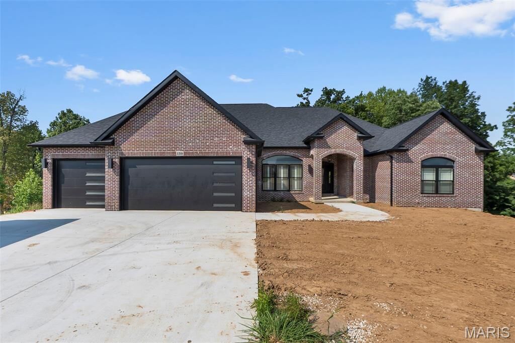 Property Photo: 139 Kingfisher Court MO 63701