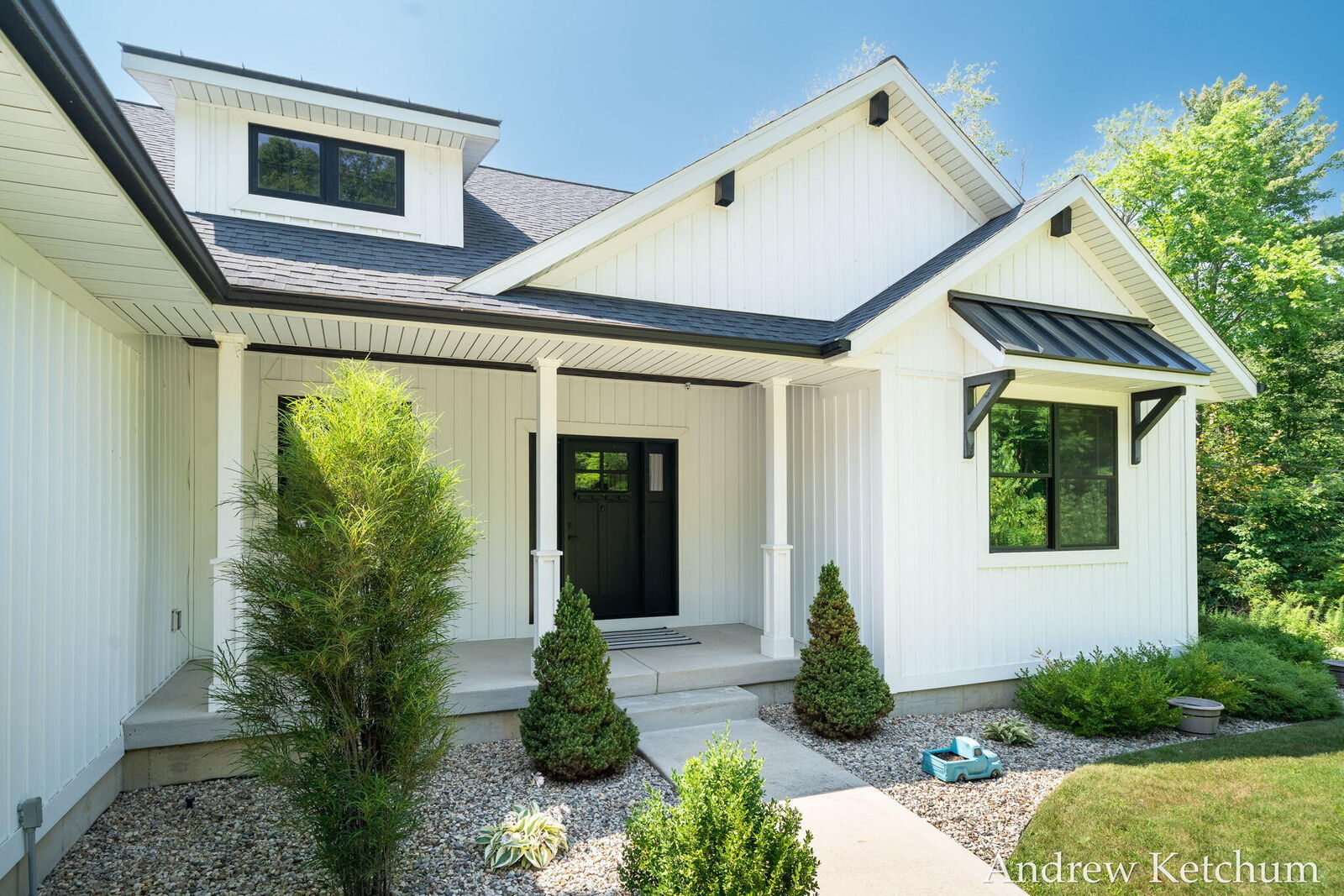 Property Photo: 4664 6th Street MI 49316