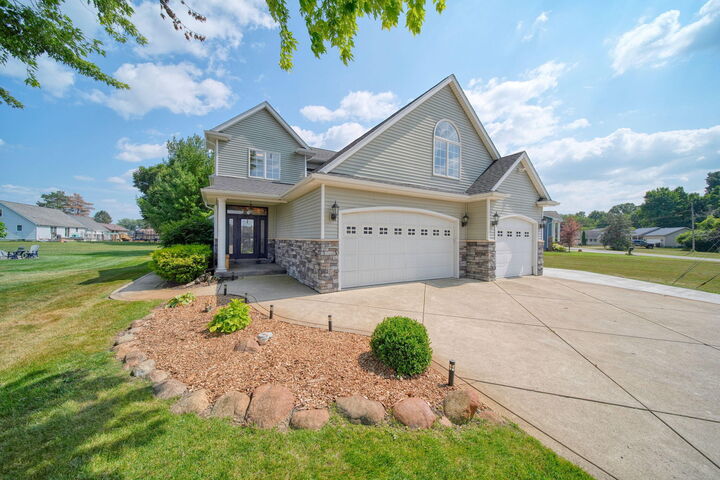 Property Photo:  123 N Grand Pointe Drive  MI 49230 