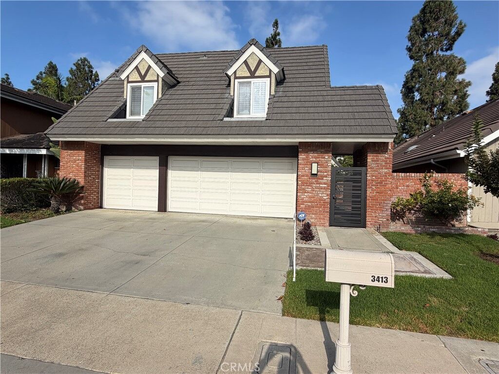 Property Photo:  3413 Summerset  CA 92626 