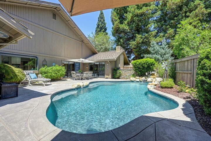 Property Photo: 11452 Forty Niner Circle CA 95670