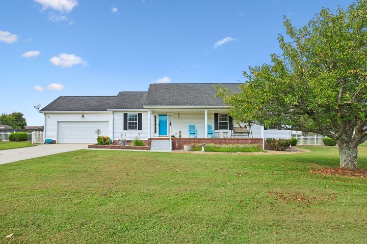 Property Photo:  102 Boone Dr  TN 37355 