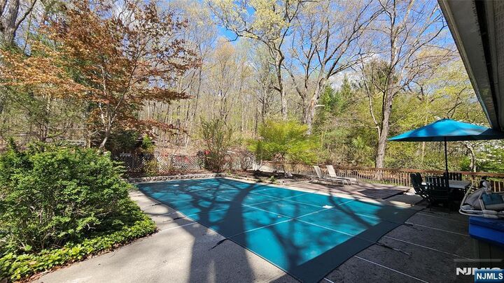 Property Photo:  540 Hamburg Turnpike  NJ 07480 