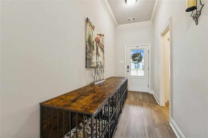 Property Photo:  621 Haaswood Lane  LA 70458 