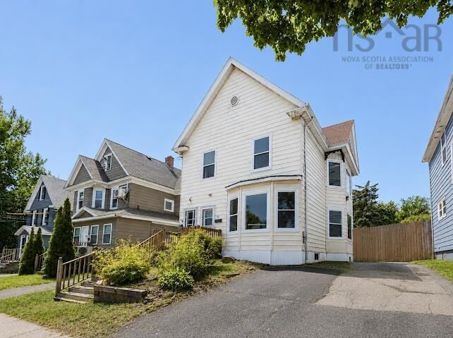 Property Photo:  18/20 Queen Street  NS B1S 2Y9 