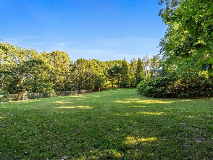 Property Photo:  33 Boulder Rd  MA 02481 