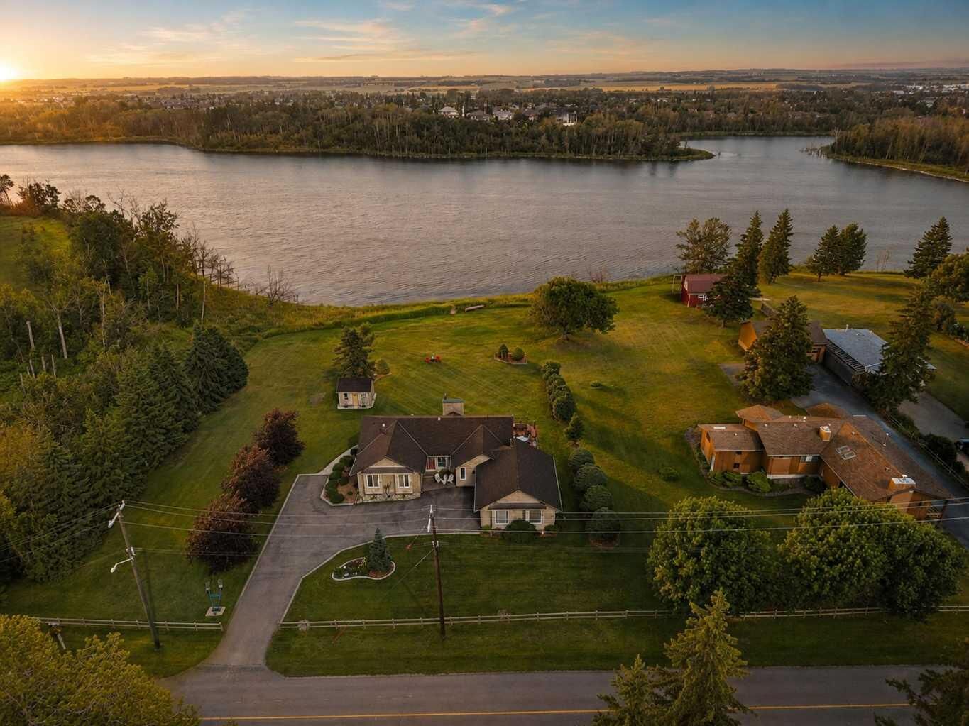 Property Photo: 37 Wildrose Street AB T4L 1Y4