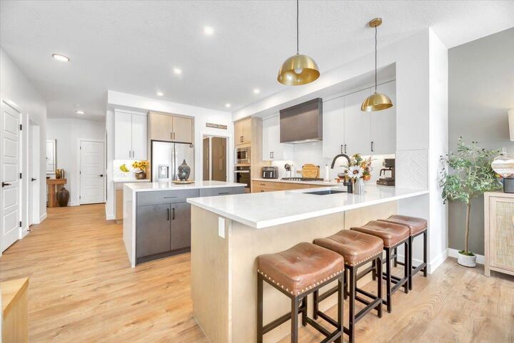 Property Photo: 77 Versant Point SW AB T2Z 0Z5