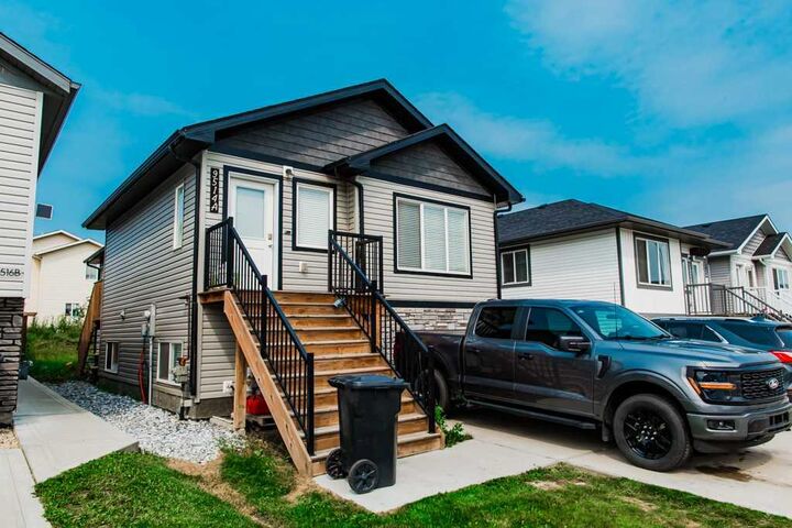 9514 112 Avenue — photo 1