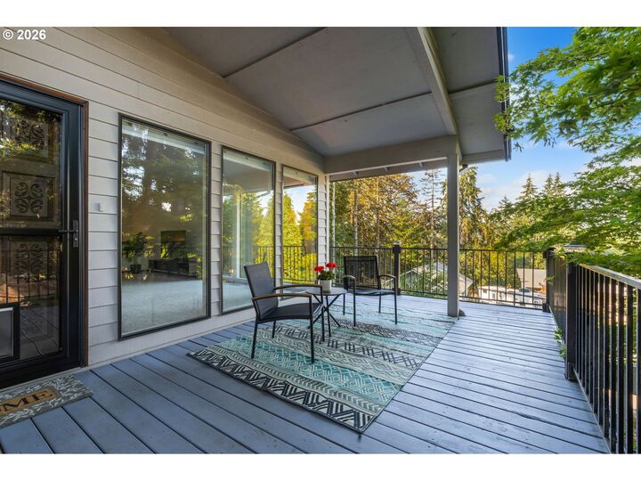 Property Photo:  104 McMenomy Dr  WA 98626 