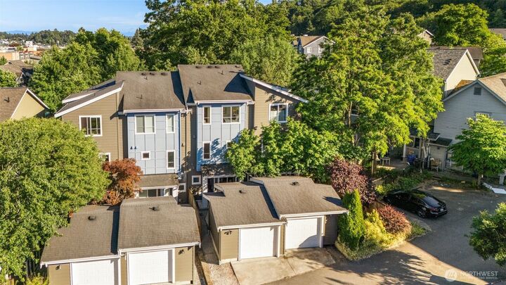 Property Photo:  2852 S Nevada Street  WA 98108 