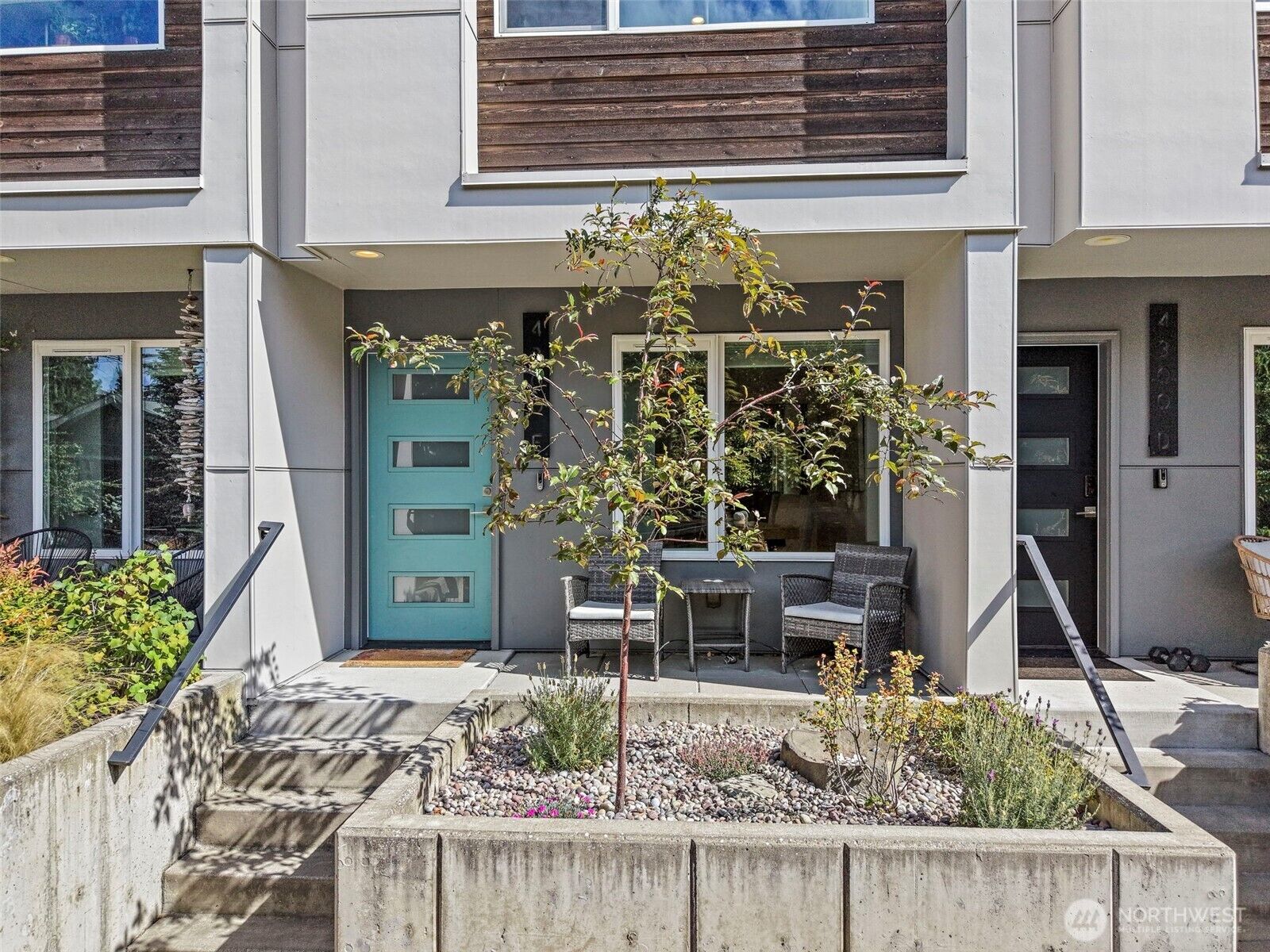 Property Photo:  4300 SW Willow Street #E  WA 98136 