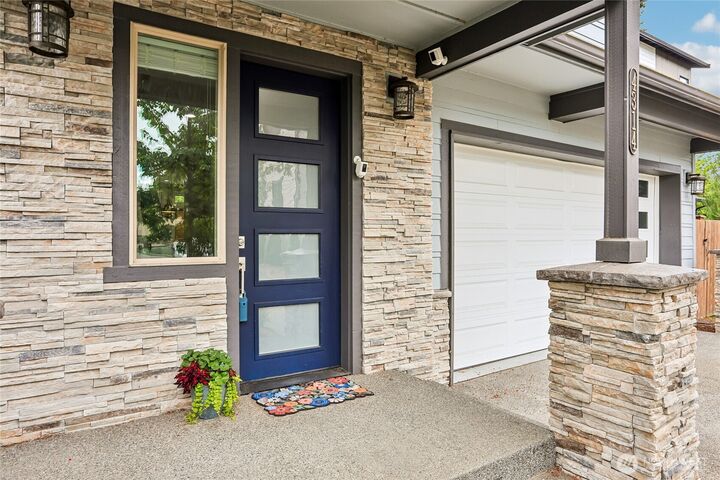 Property Photo: 4314 137th Place SW WA 98087