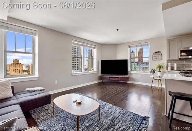 Property Photo:  525 W Lafayette 14A  MI 48226 