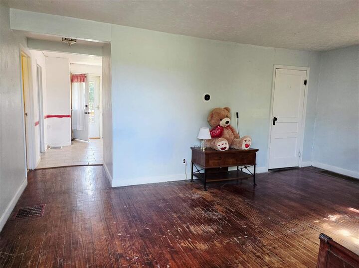 Property Photo:  107 E State St  IN 46133 