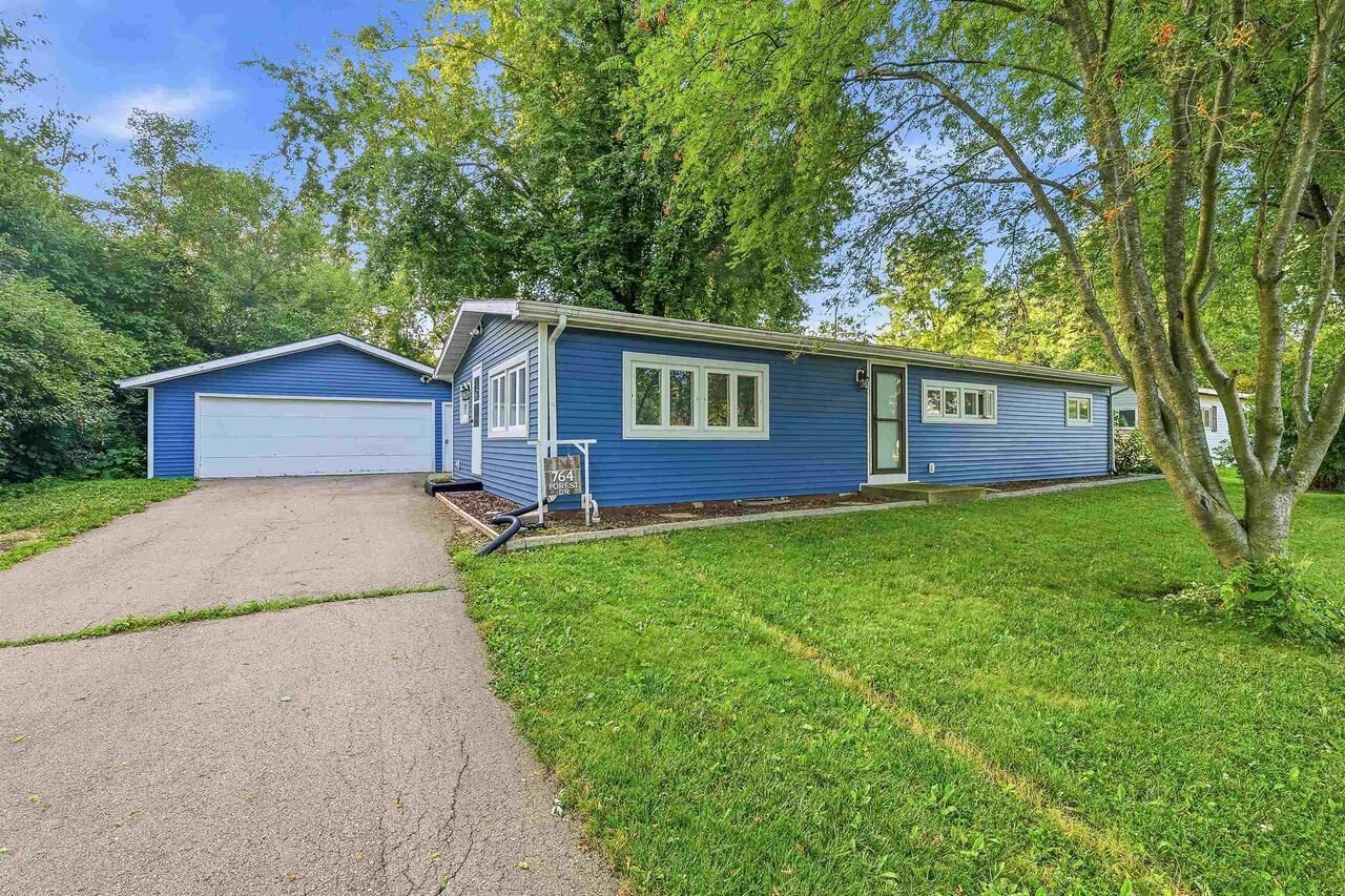 Property Photo:  764 Forest Drive  WI 53050 