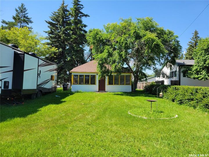 Property Photo: 34 Bantry Street SK S0K 2M0