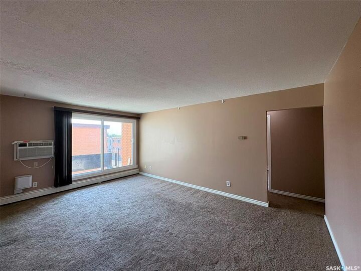 Property Photo: 26 Shaw Street 18 SK S4R 3M4