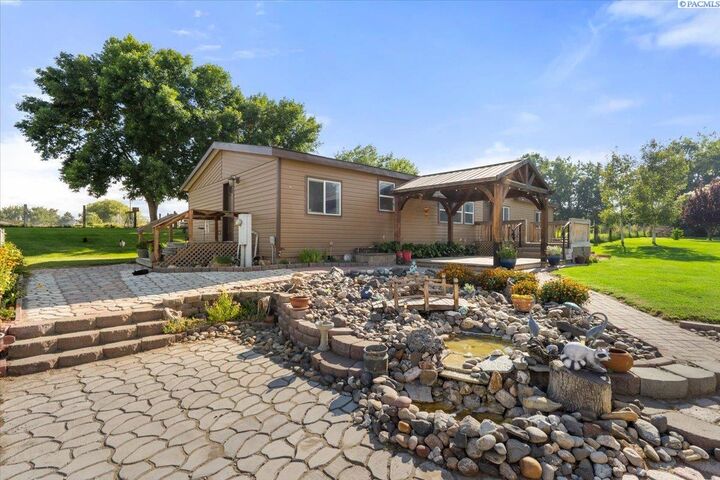 Property Photo: 29304 S 2054 Pr SE WA 99337