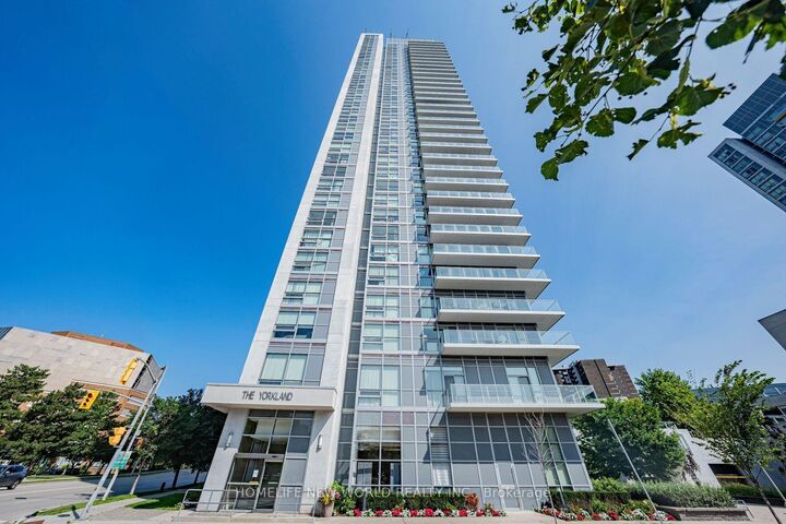 Property Photo:  275 Yorkland Road 3207  ON M2J 0B4 